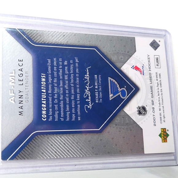 Manny Legace SP Game Used Hockey Jersey Card 2007/08 Card - St. Louis Blues - Picture 2 of 2